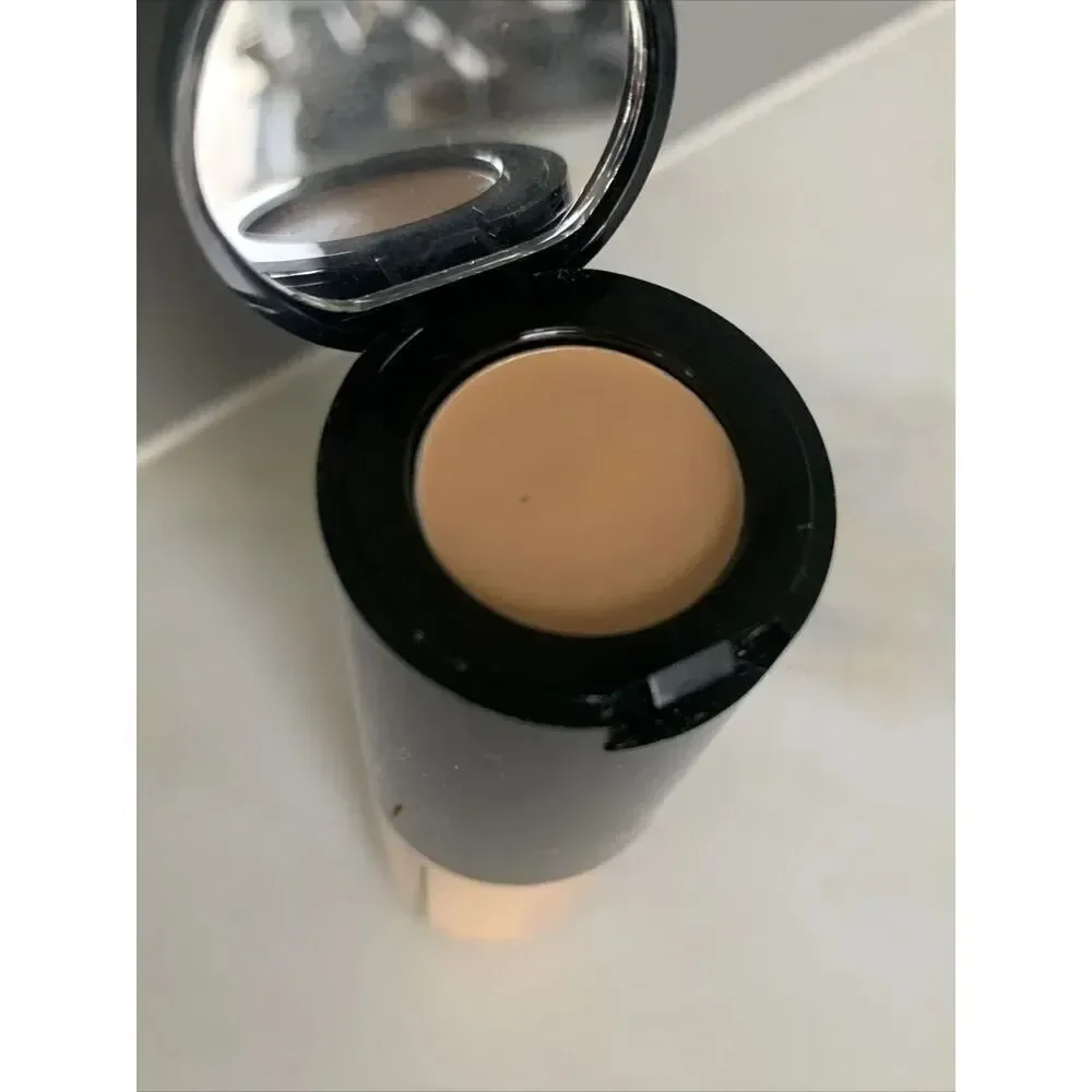 Stila this stay